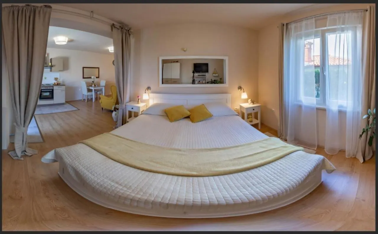 Apartments Javor Rovinj 0*,